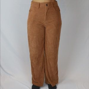 Brown corduroy pants • size small • never worn •